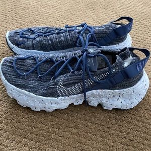 Nike Space Hippies 04 Midnight Navy Unisex